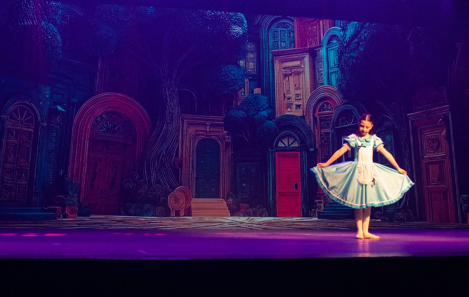 Alice no País das Maravilhas / 3ª Noite