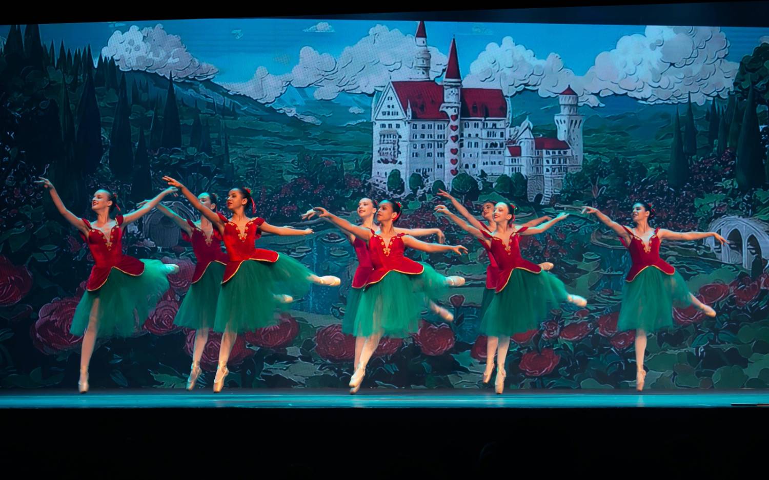 Alice no País das Maravilhas / 3ª Noite