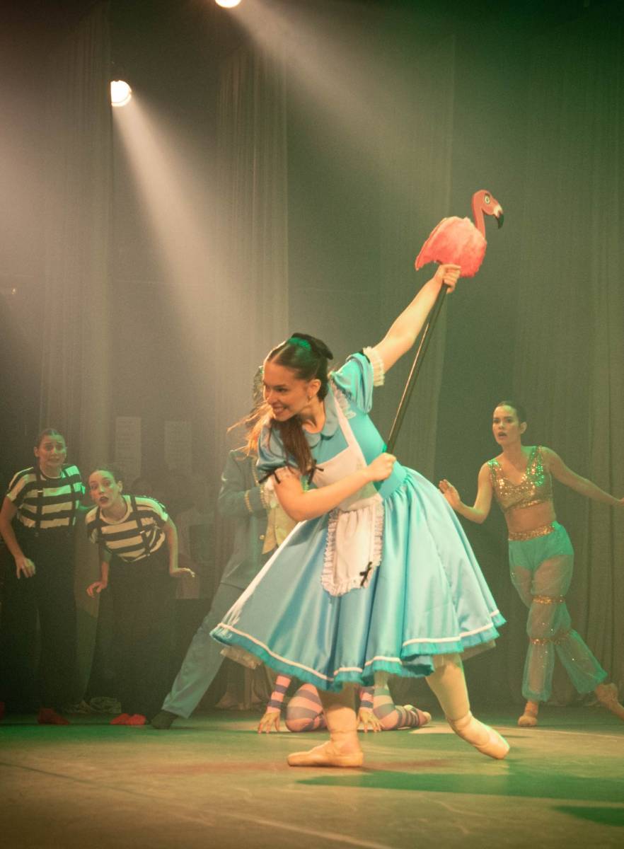 Alice no País das Maravilhas / 3ª Noite